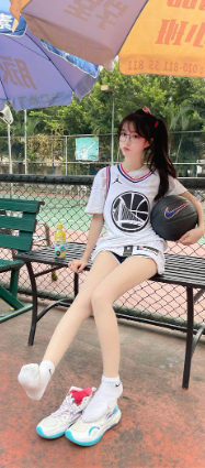 伊普斯维奇球衣设计对球队表现的影响分析